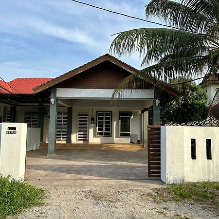 Sara Homestay Kuala Terengganu Eksteriør bilde