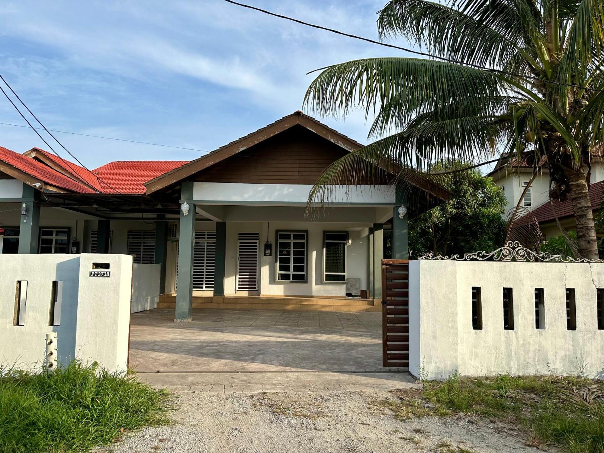 Sara Homestay Kuala Terengganu Eksteriør bilde